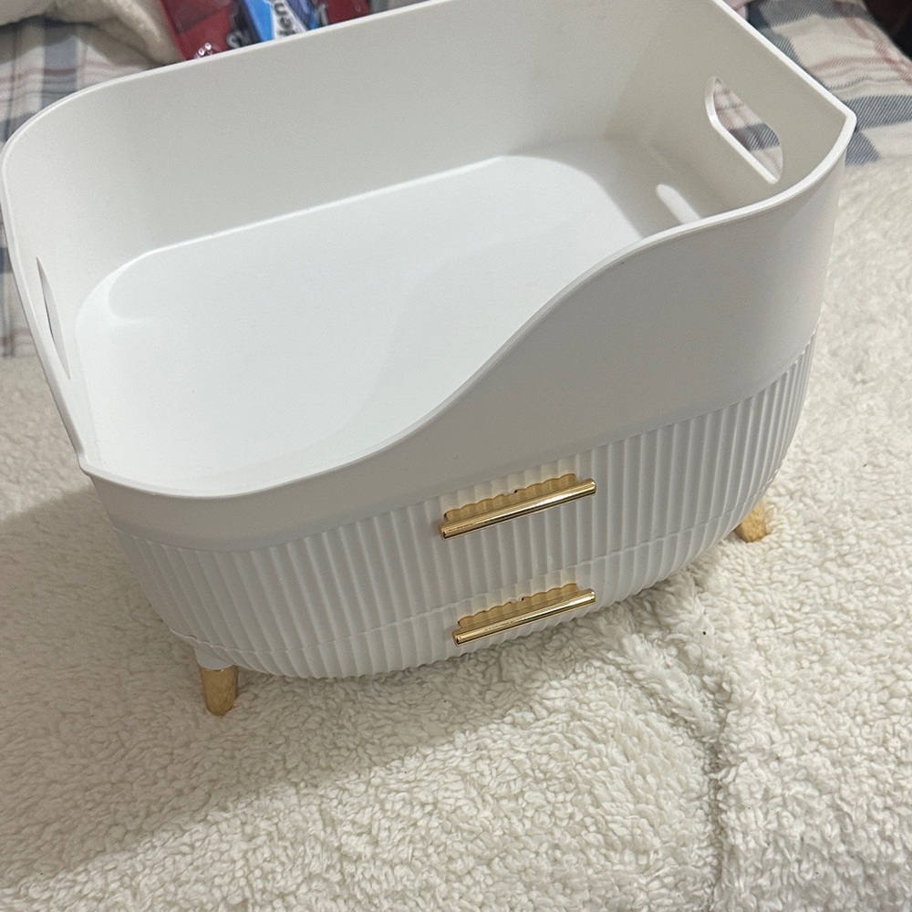 Thinkspace cosmetic organizer